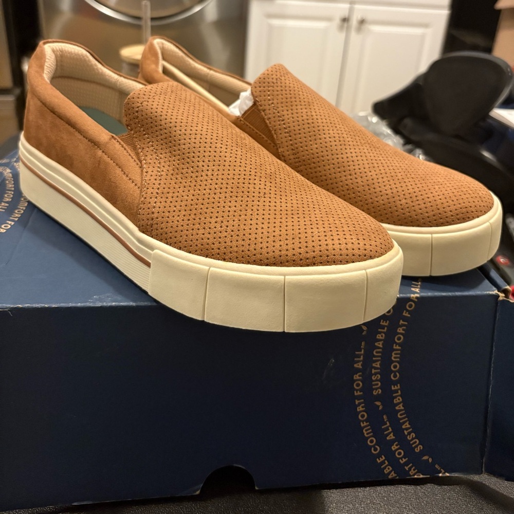 Dr. Scholl's Tan Perforated Slip-On Sneakers